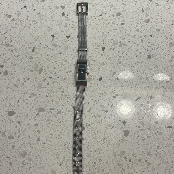 Authentic DKNY ladies bracelet watch mesh band - Picture 3 of 15